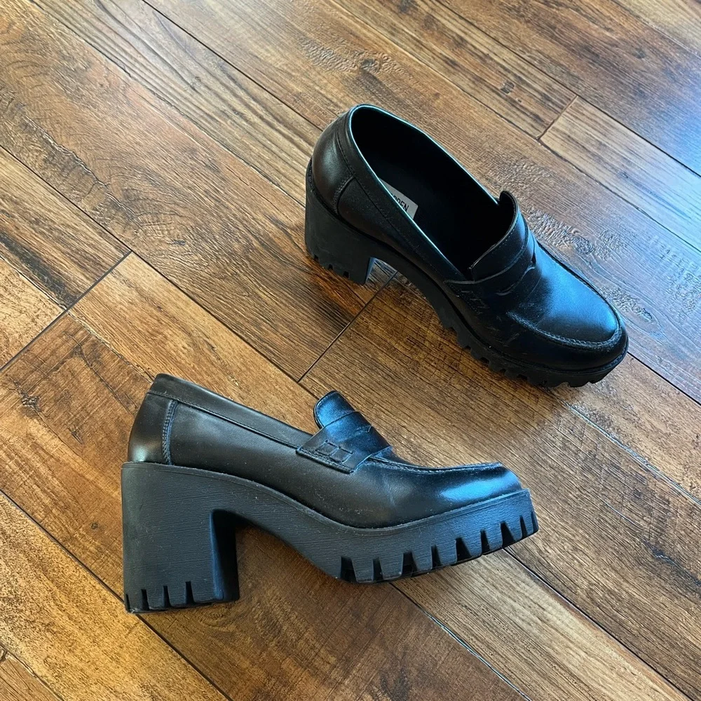 Steve Madden Black Chunky Platform Loafers size 10 - Picture 3 of 3